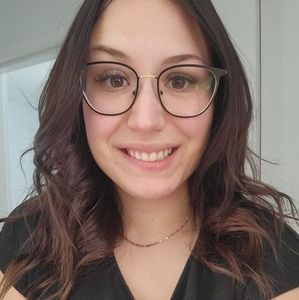 Meet your Posher, A-lyssa